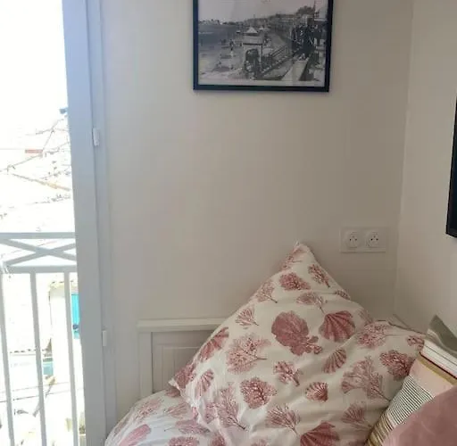 En Plein Coeur Du Centre 莱萨布勒-多洛讷