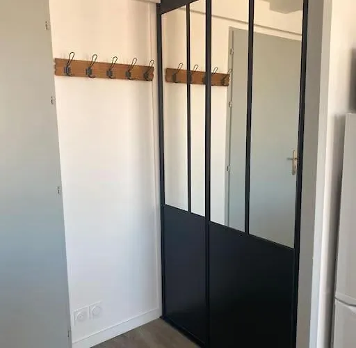 En Plein Coeur Du Centre * 莱萨布勒-多洛讷